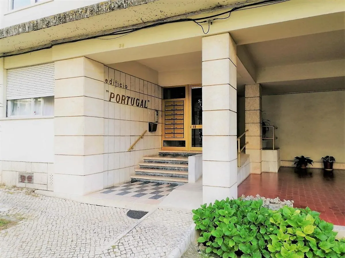 Lisbon Airport Earth Rooms By Homing Guest house