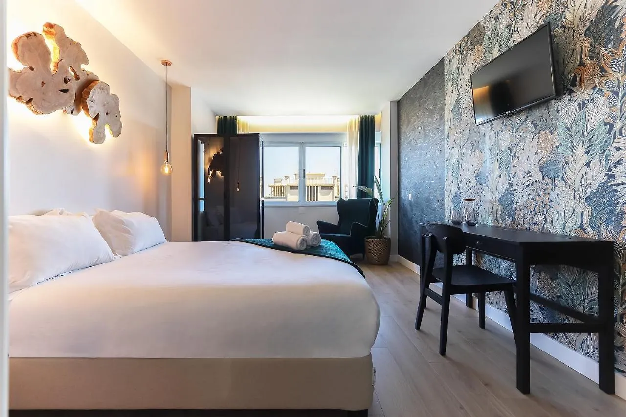 Guest house Lisbon Airport Earth Rooms By Homing